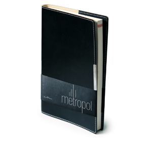 Ежедневник недатированный Metropol, А5, черный, бежевый блок, металлический шильдик, без обреза