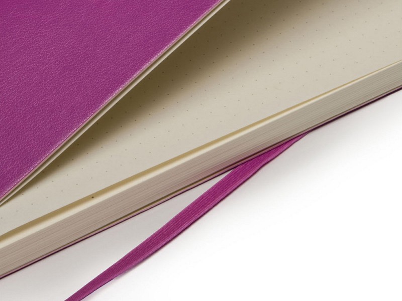 Записная книжка Moleskine Classic Soft (в точку), Хlarge (19х25 см), темно-розовый