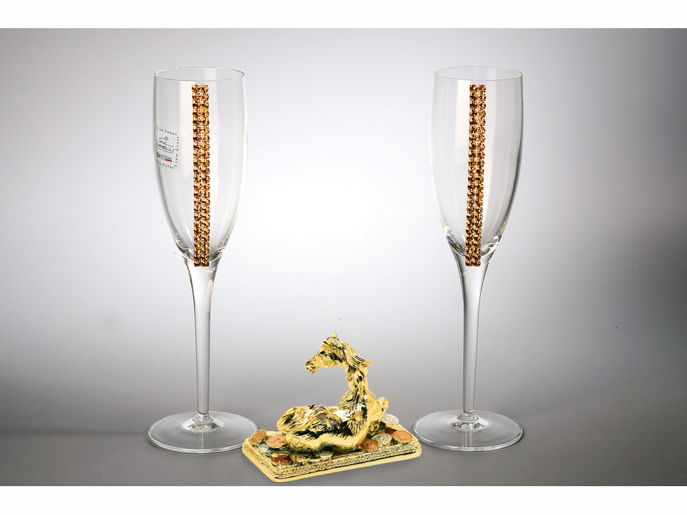Набор: 2 бокала для шампанского и скульптура лошади «Символ года» Chinelli